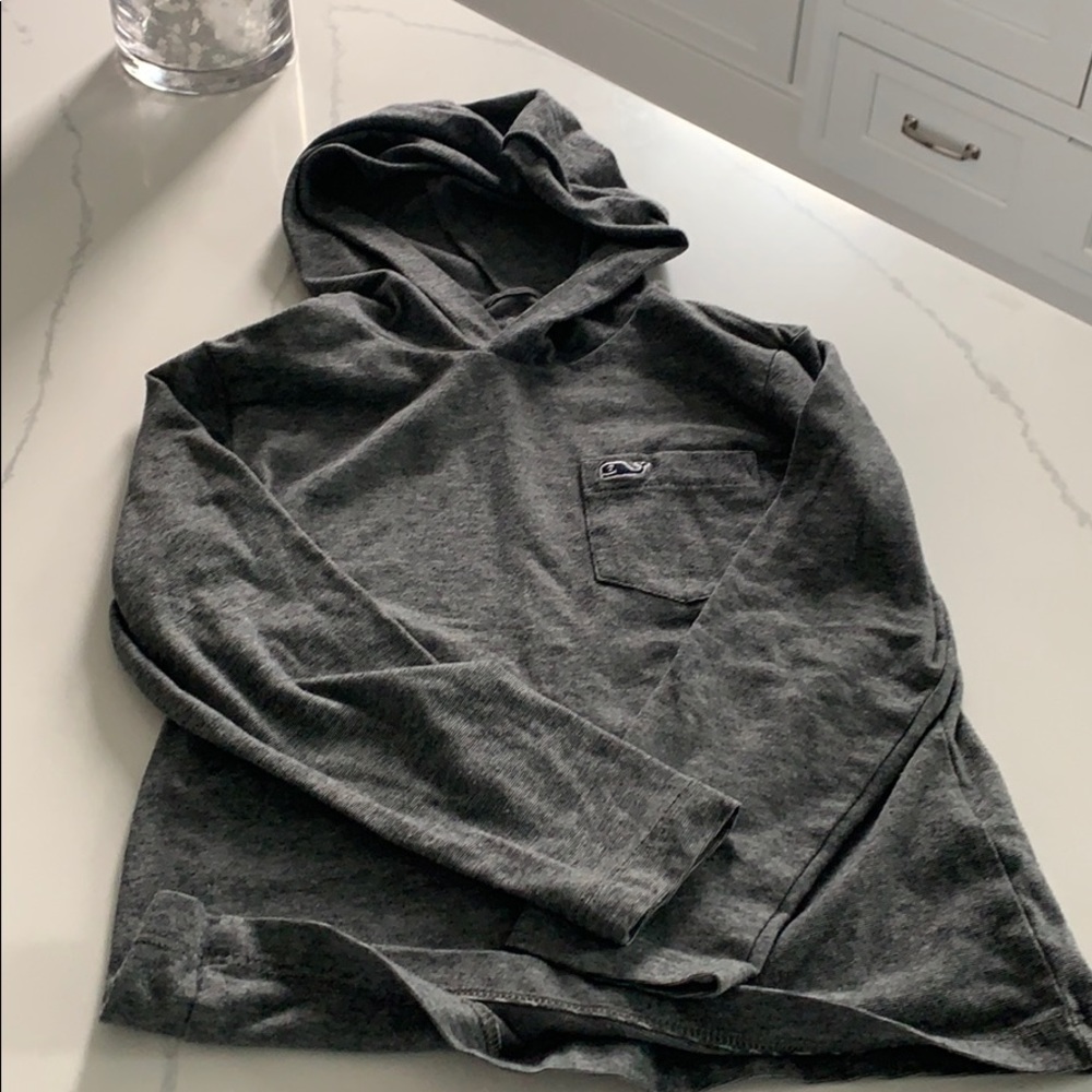 Vineyard Vines Edgartown Boys LS hooded tee size 5